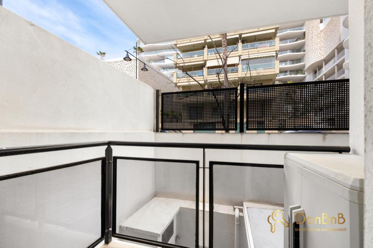 Cozy With Sea View And Private Parking In Appartement